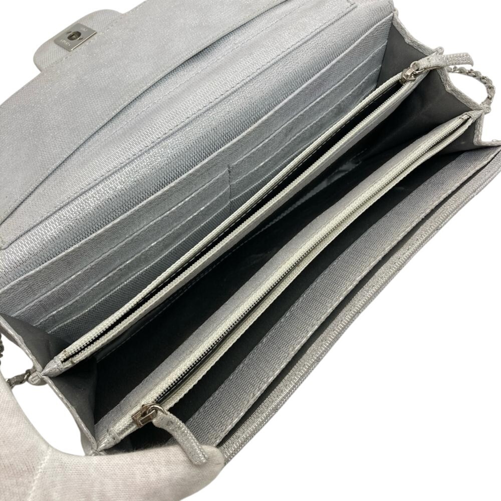 CHANEL Silver Shoulder Bag - Picture 5 of 10